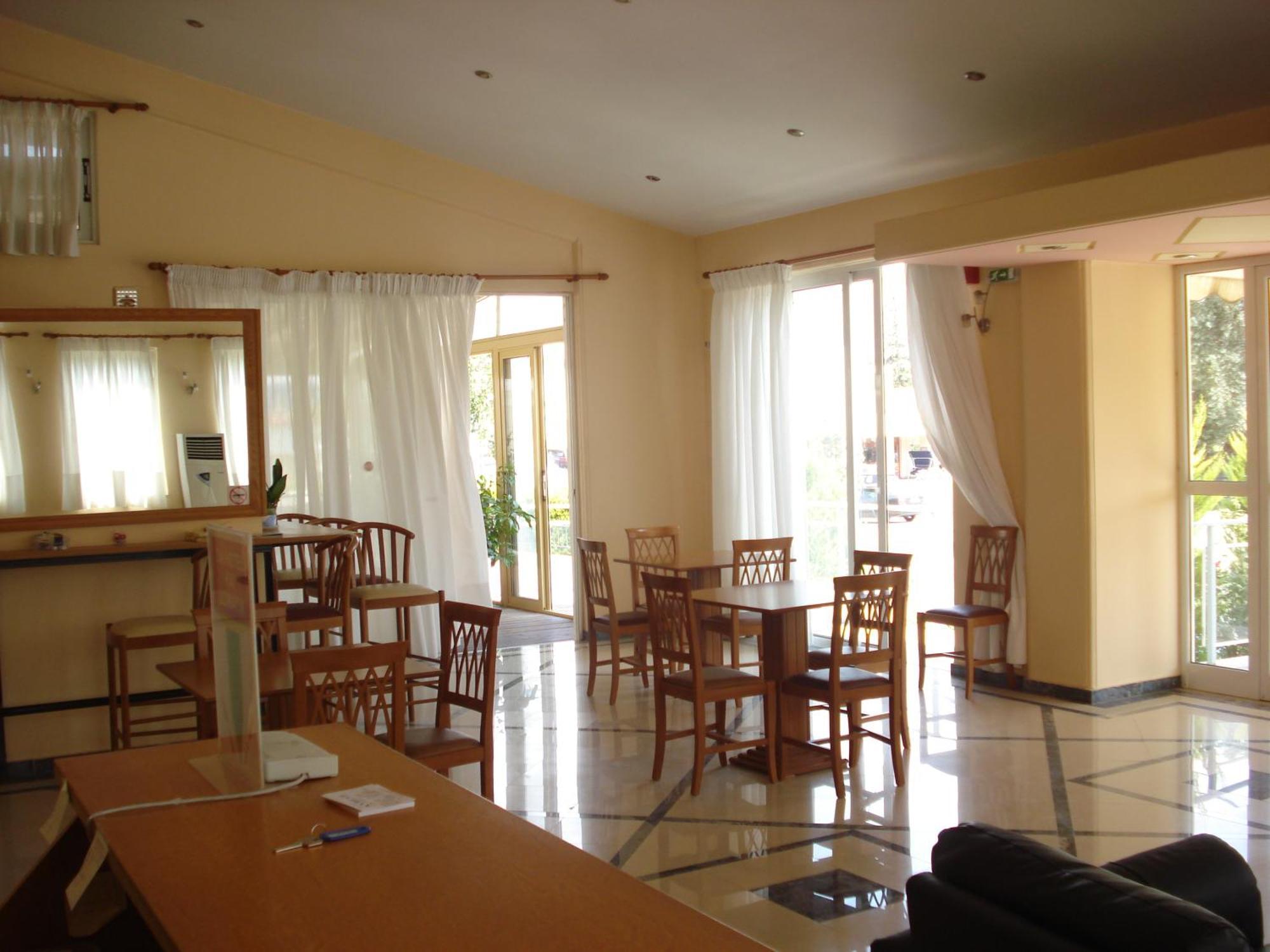 Cybele Guest Accommodation Atenas Exterior foto