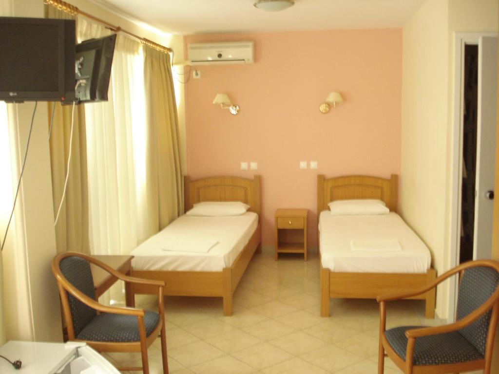 Cybele Guest Accommodation Atenas Habitación foto